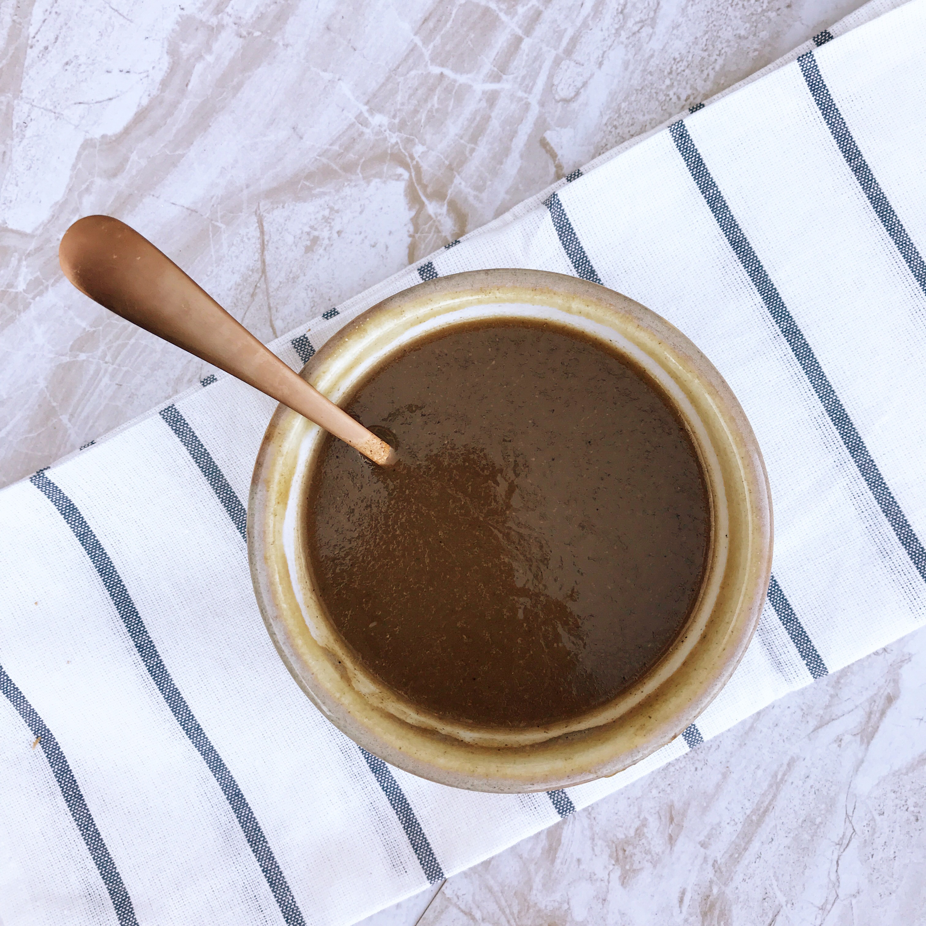 Learning how to make your own gravy from scratch